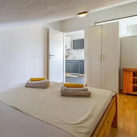 Lovely In With Wifi Apartment