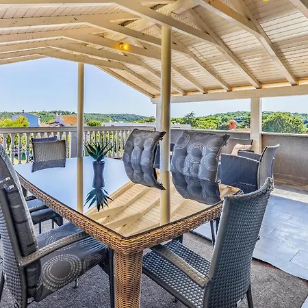 아파트 Awesome In