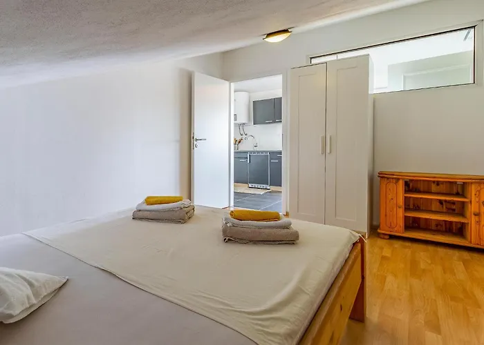 Awesome In 아파트